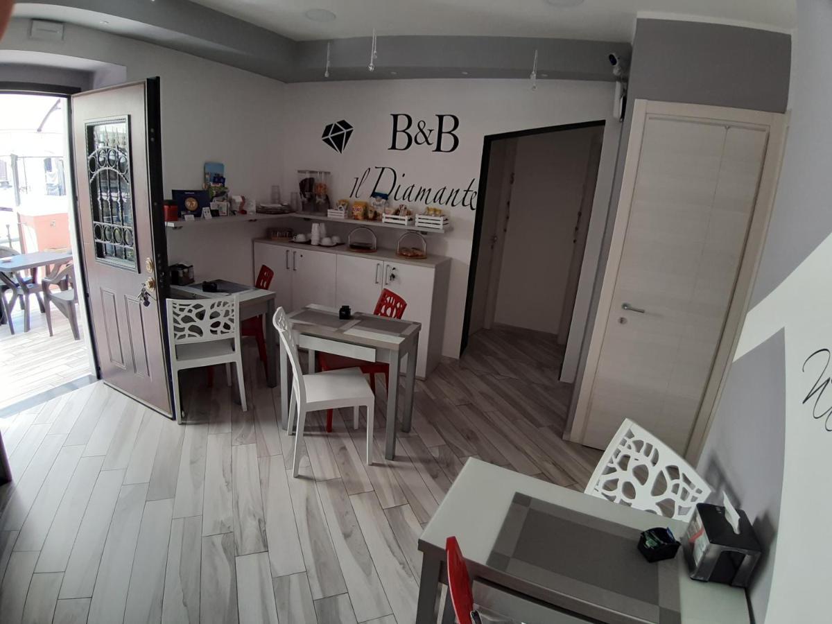 Il Diamante Bed & Breakfast Crotone Exterior photo