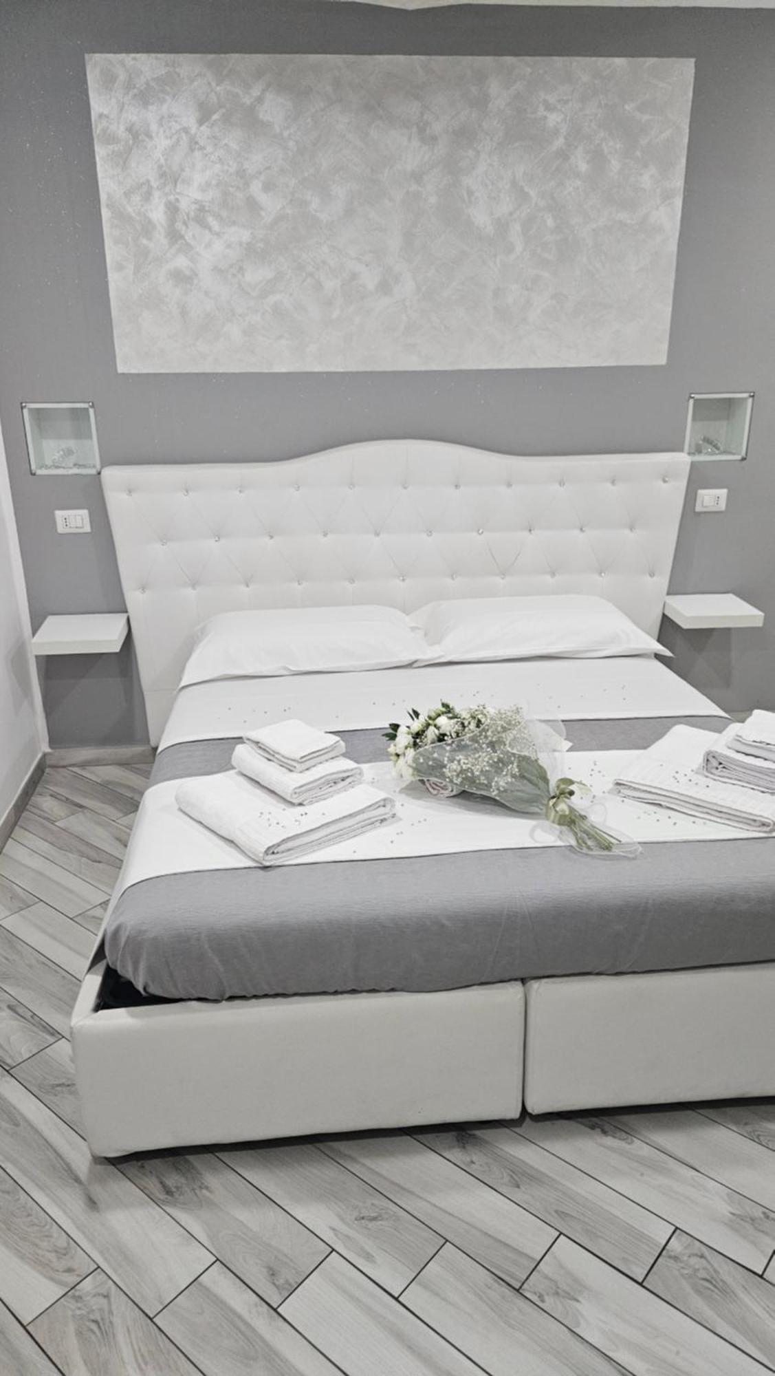 Il Diamante Bed & Breakfast Crotone Exterior photo